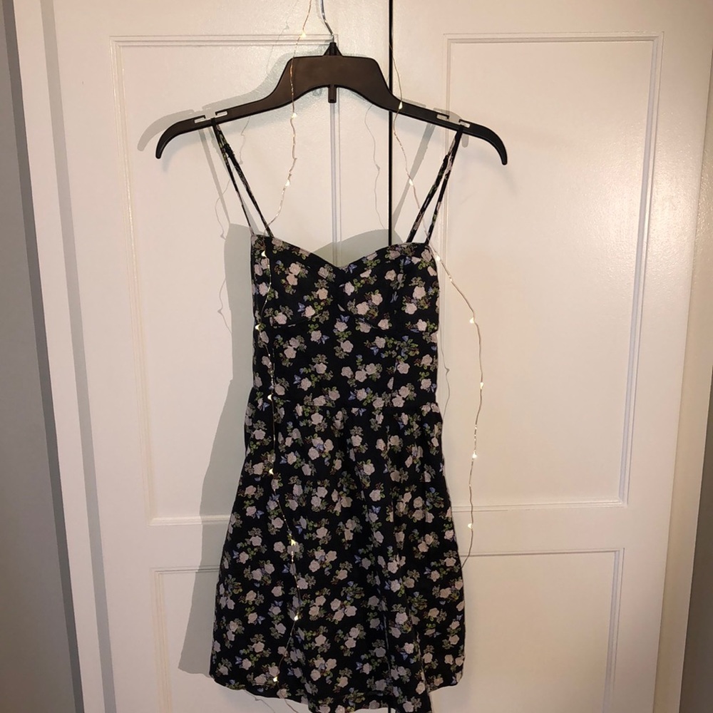 CUTE FLORAL MINI DRESS